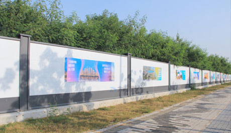 大通建材鋼圍擋、pvc圍擋符合深圳市政府統一標準的圍擋，美觀環保、安全穩固。